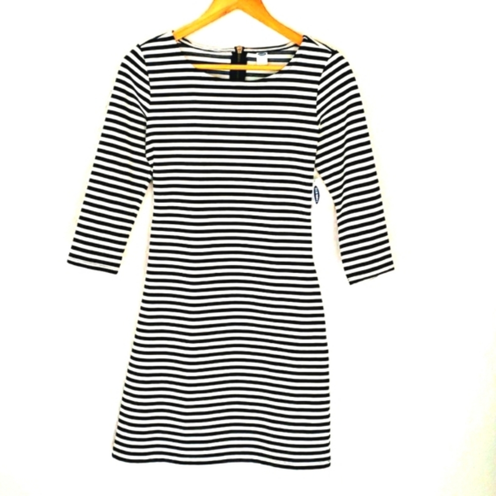 Old Navy Dress Black & White Striped Knit